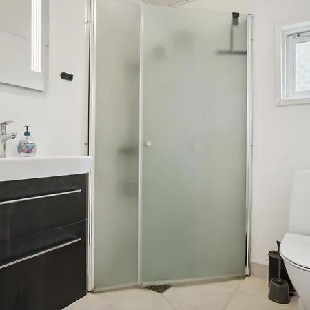 Dom wakacyjny Cozy In Glesborg With Sauna