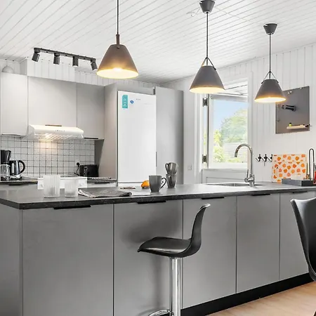 Dom wakacyjny Cozy In Glesborg With Sauna