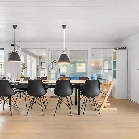 Semesterbostad Cozy In Glesborg With Sauna *